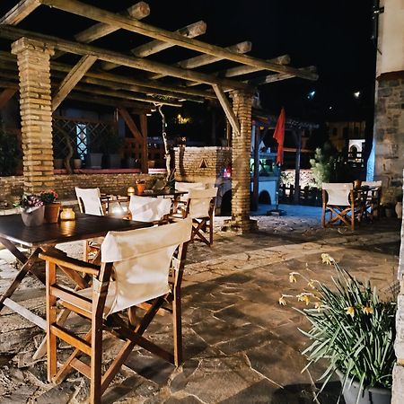 Archontiko Nikolopoulou Hotell Vytina Exteriör bild