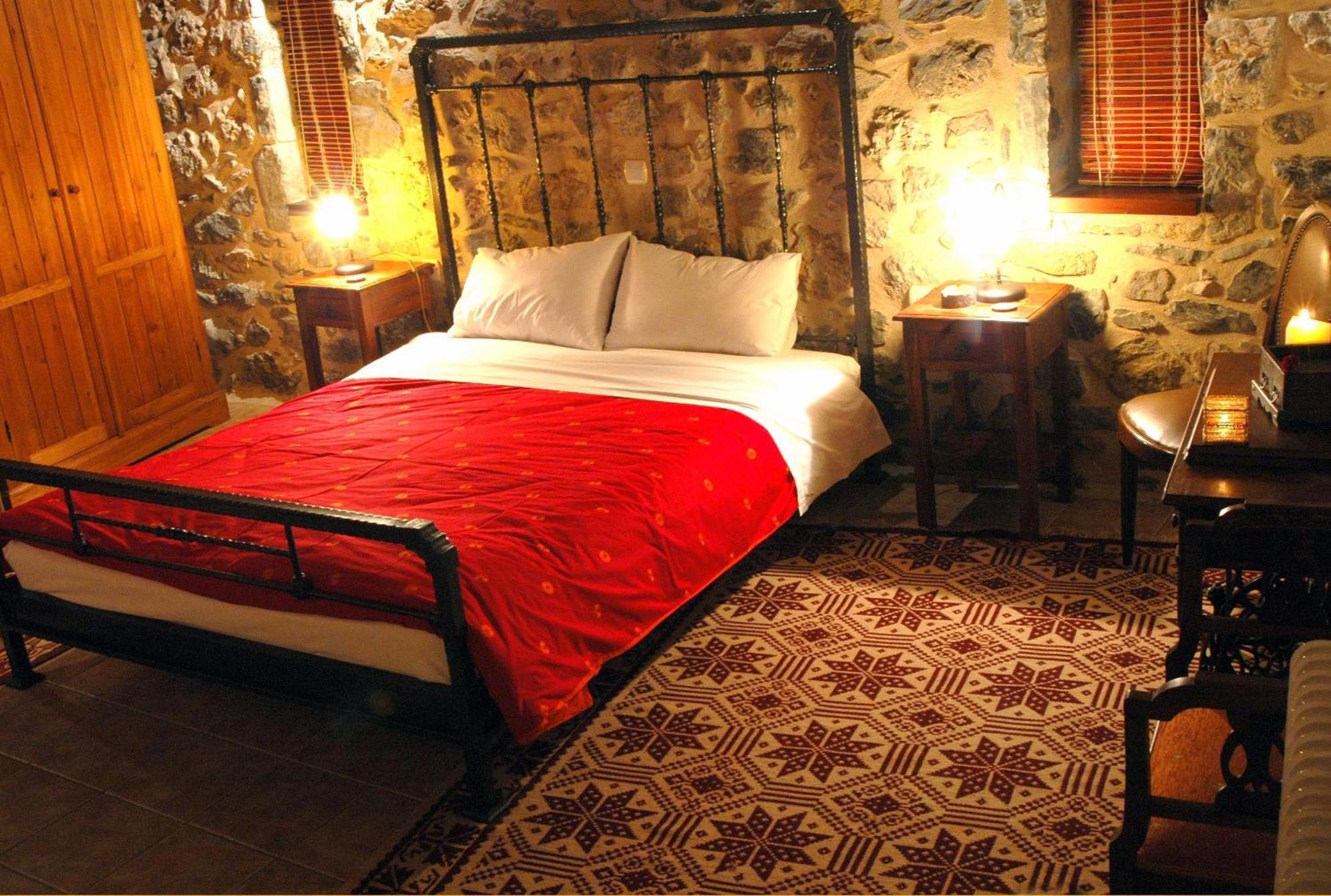 Archontiko Nikolopoulou Hotell Vytina Rum bild